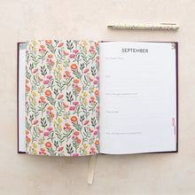 Load image into Gallery viewer, Earth Greetings 2026 Diary Boronia
